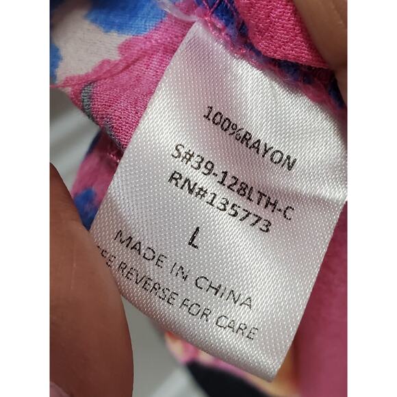 Vici Women Pink 100% Rayon V-Neck 3/4 Sleeve Buttons Front Casual Shirt Size L - Picture 9 of 11